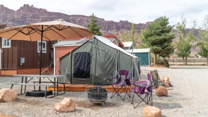 Funstays Glamping Setup Tent In Rv Park #4 Ok-T4 โมอาบ ภายนอก รูปภาพ